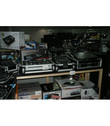 TOUCH SCREEN PC 22” 2 X Pioneer DVD Intel i5 6 x 2,9 Ghz in Flight Case