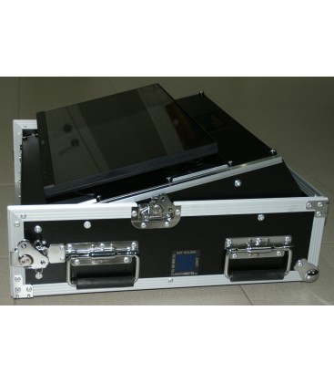 TOUCH SCREEN PC 22” 2 X Pioneer DVD Intel i7 8 x 3,0 Ghz in Flight Case