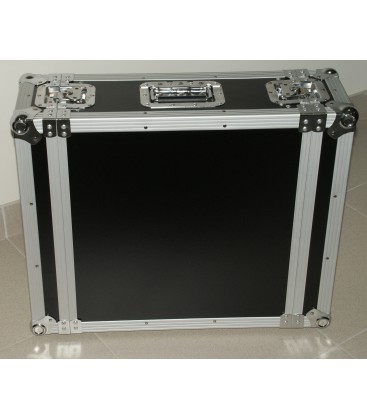 Quad-Core PC AMD 4 x 2.0 Ghz in Flight Case 4HE