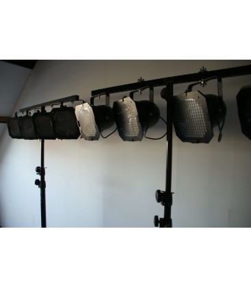 Verhuur 8x PAR56R RGB LED Spots PER DAG